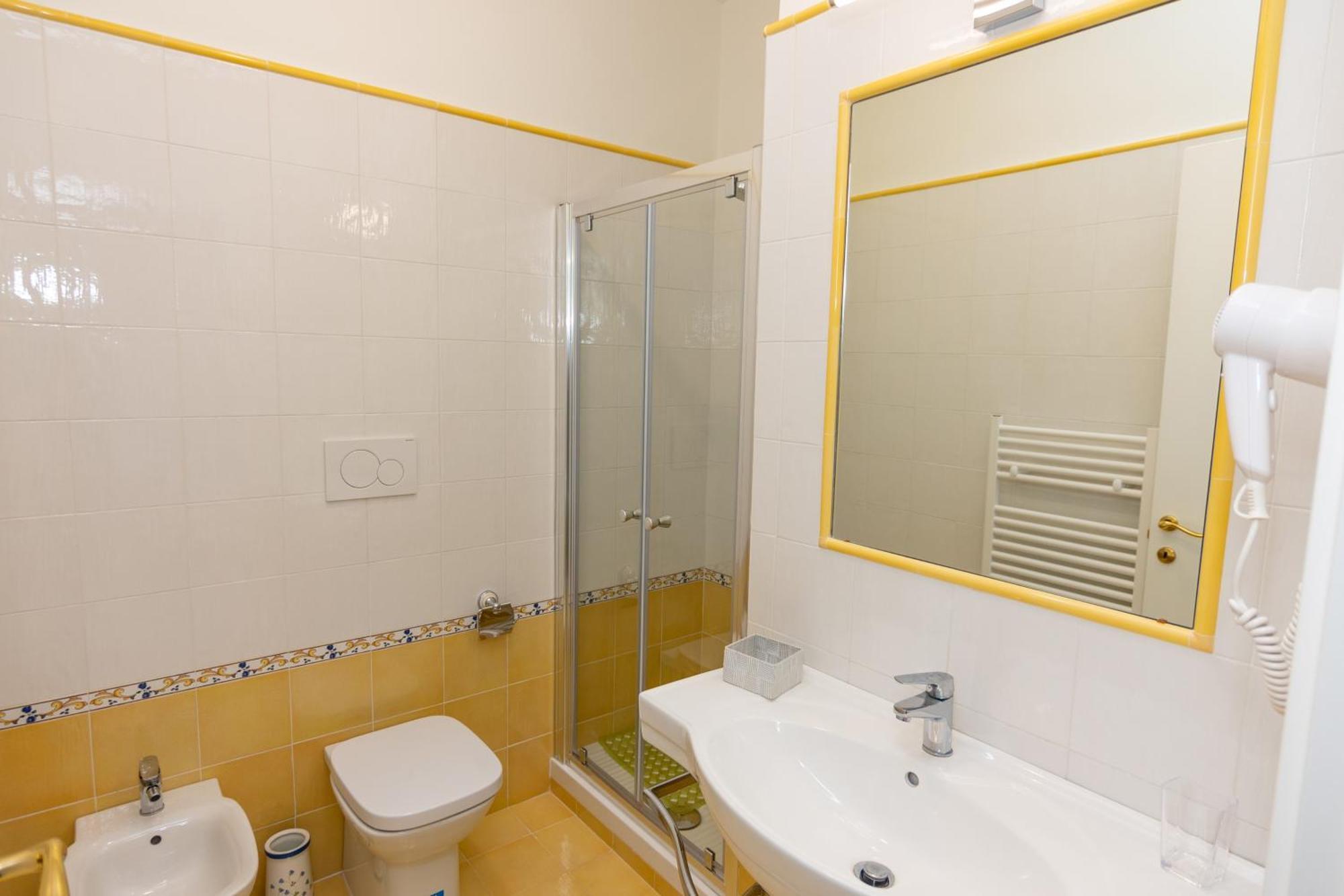 Ambra Sorrento Suites Short Rent Eksteriør billede
