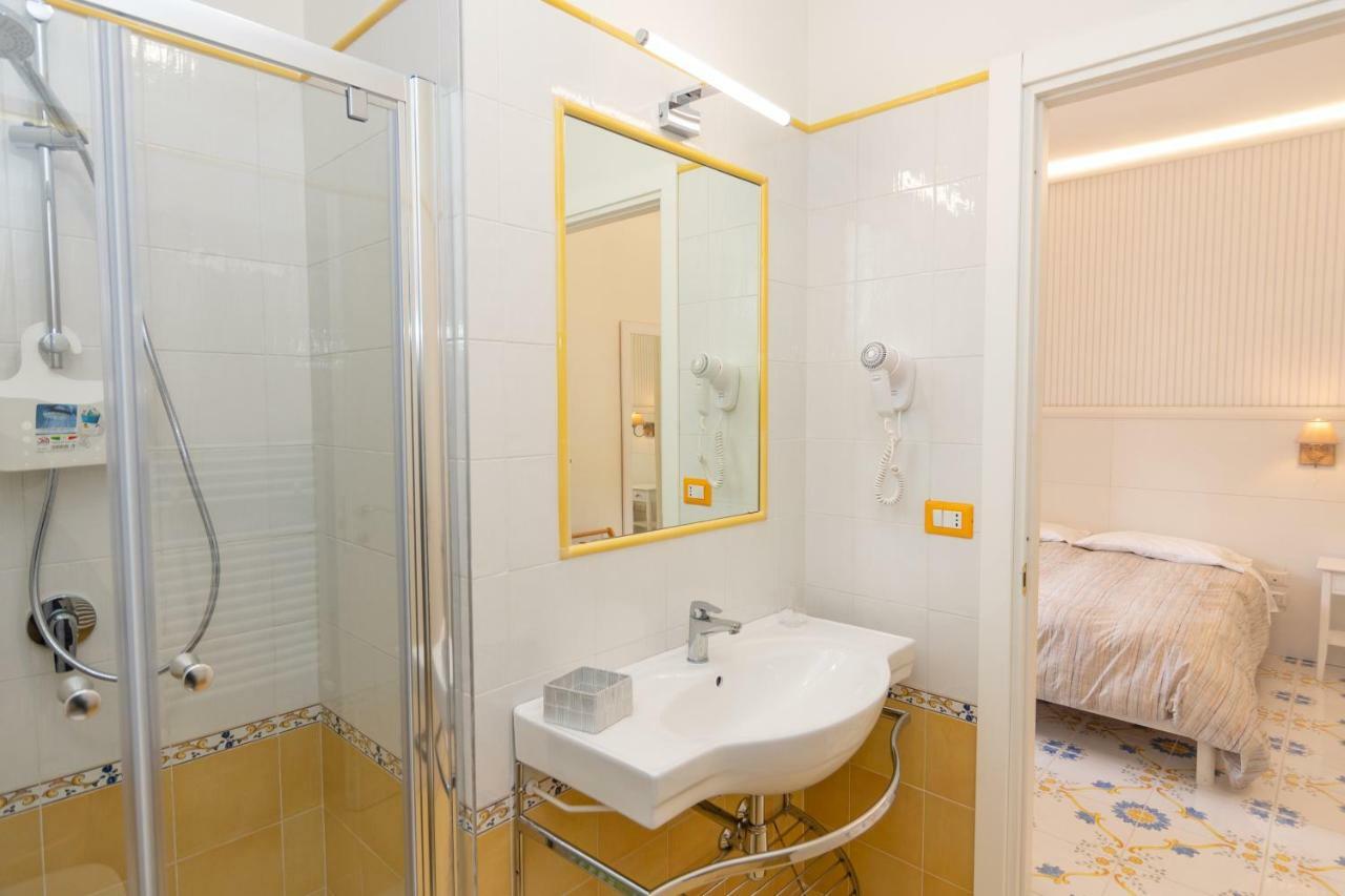 Ambra Sorrento Suites Short Rent Eksteriør billede