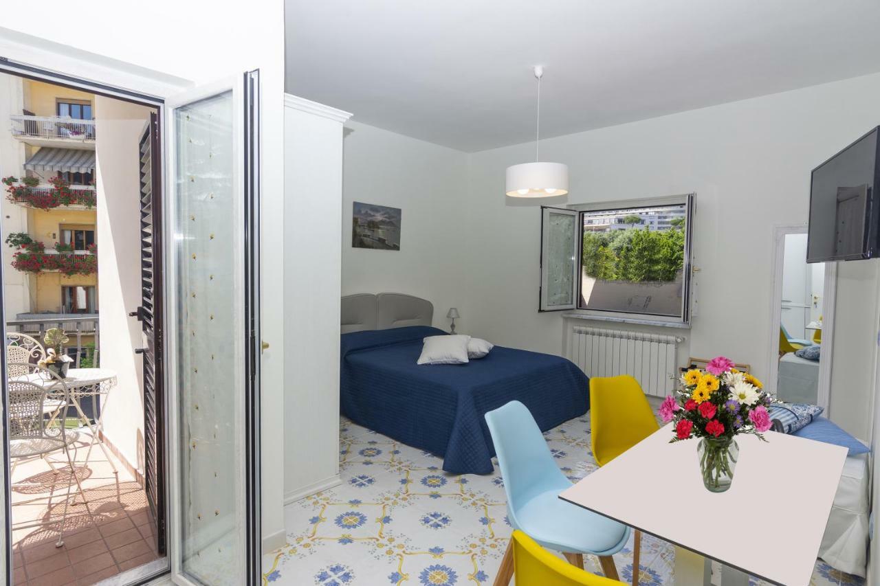 Ambra Sorrento Suites Short Rent Eksteriør billede